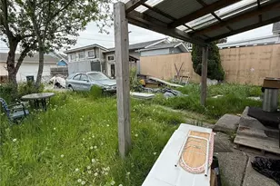 1210 E 35th St, Tacoma, WA 98404 - Photo 9