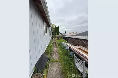 1210 E 35th Street, Tacoma, WA 98404 - Photo 13