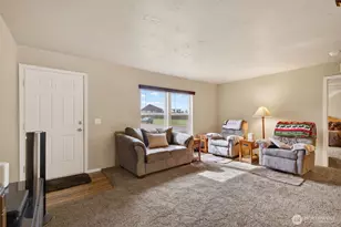 2420 Fords Prairie Ave, Centralia, WA 98531 - Photo 9
