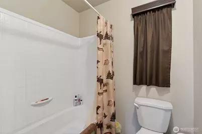 2420 Fords Prairie Avenue, Centralia, WA 98531 - Photo 25