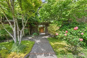13002 NE 3rd St, Bellevue, WA 98005 - Photo 3