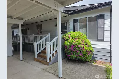 2916 35th Avenue Ct E #31, Tacoma, WA 98443 - Photo 3