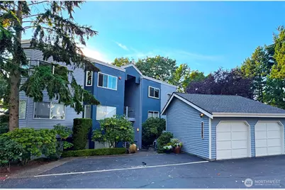 10834 NE 68th Street #B5, Kirkland, WA 98033 - Photo 1
