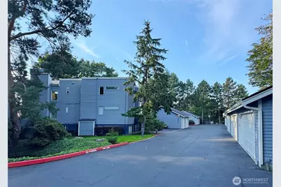 10834 NE 68th Street #B5, Kirkland, WA 98033 - Photo 27
