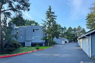 10834 NE 68th St, Kirkland, WA 98033 - Photo 27