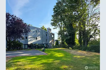 10834 NE 68th Street #B5, Kirkland, WA 98033 - Photo 29