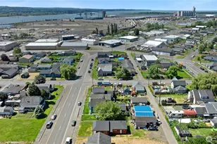 1008 W Wishkah St, Aberdeen, WA 98520 - Photo 25