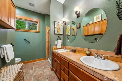 10507 Pioneer Drive, Anderson Island, WA 98303 - Photo 17