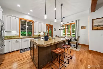 10507 Pioneer Drive, Anderson Island, WA 98303 - Photo 11