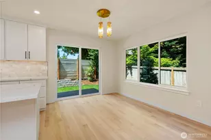 12644 NE 80th St, Kirkland, WA 98033 - Photo 5