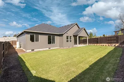 135 SE Airedale Ave, La Center, WA 98629 - Photo 25