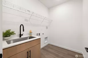 151 E Airedale Ave, La Center, WA 98629 - Photo 17