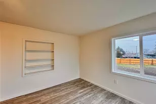 9840 Olympic Dr NE, Moses Lake, WA 98837 - Photo 3