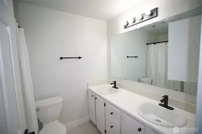 215 SW 100th Street #B-102, Everett, WA 98201 - Photo 15