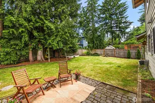 10710 126th Pl NE, Kirkland, WA 98033 - Photo 31