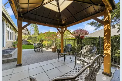 24563 NE Vine Maple Way, Redmond, WA 98053 - Photo 25