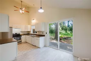 7201 9th Ct SE, Lacey, WA 98503 - Photo 9