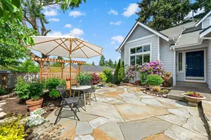 1706 NE 27th Pl, Renton, WA 98056 - Photo 3