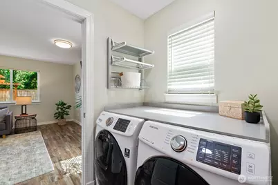 1706 NE 27th Place, Renton, WA 98056 - Photo 17