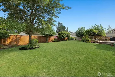 15715 42nd Avenue Ct E, Tacoma, WA 98446 - Photo 3