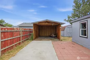 1702 W Bemis St, Moses Lake, WA 98837 - Photo 35