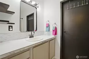 18327 152nd Ct SE, Yelm, WA 98597 - Photo 15