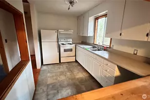 140 Maple Way, Packwood, WA 98361 - Photo 5