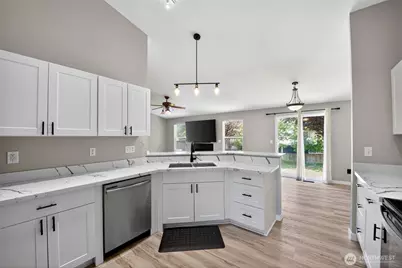 926 Chatham Dr SE, Olympia, WA 98513 - Photo 5