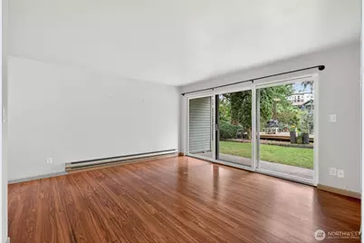 19428 Aurora Avenue N #131, Shoreline, WA 98133 - Photo 5