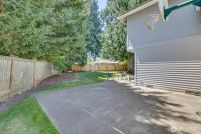 20315 NE 39th Street, Sammamish, WA 98074 - Photo 35