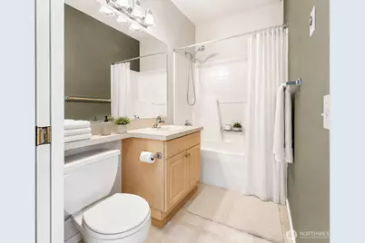 13000 Admiralty Way #D204, Everett, WA 98204 - Photo 11