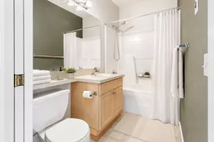 13000 Admiralty Way, Everett, WA 98204 - Photo 11