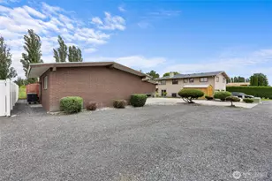 1273 Fairway Dr NE, Moses Lake, WA 98837 - Photo 3