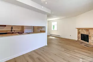 2431 S 248th St, Kent, WA 98032 - Photo 9