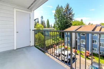 2431 S 248th Street #C21, Kent, WA 98032 - Photo 15