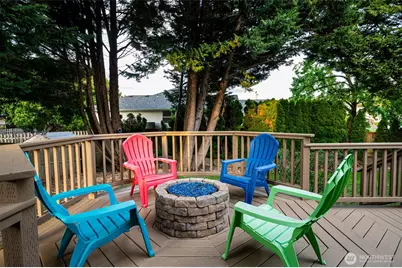 302 Pine Street, Woodland, WA 98674 - Photo 27