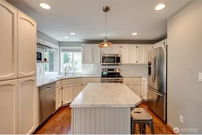 302 Pine Street, Woodland, WA 98674 - Photo 7