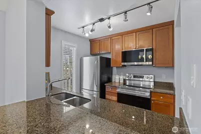 514 142nd Avenue SE #98, Bellevue, WA 98007 - Photo 7