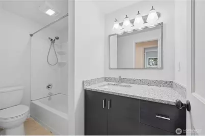 4727 176th Street SW #J-1, Lynnwood, WA 98037 - Photo 9