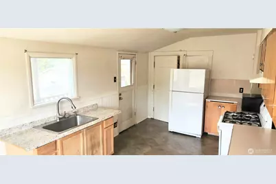 1224 Maple Street, Everett, WA 98201 - Photo 17