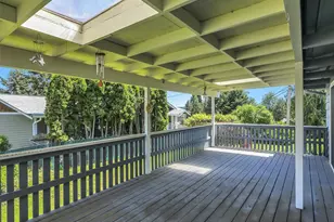 6512 NE 196th St, Kenmore, WA 98028 - Photo 9