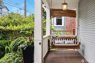 4018 2nd Ave NE, Seattle, WA 98105 - Photo 3