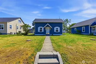 5207 S Oakes St, Tacoma, WA 98409 - Photo 1