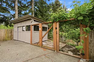 7801 NE 133rd Pl, Kirkland, WA 98034 - Photo 35