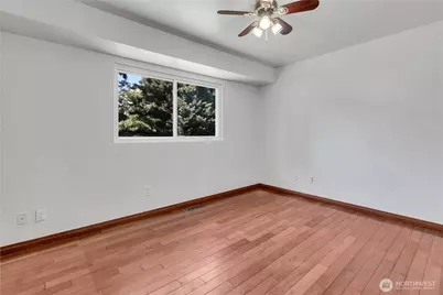 14019 146th Avenue SE, Renton, WA 98059 - Photo 15