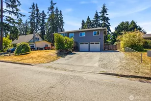 14019 146th Ave SE, Renton, WA 98059 - Photo 1