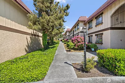 1003 S Pearl Street #B15, Tacoma, WA 98465 - Photo 15