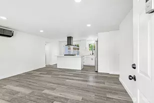 3425 NE 7th Pl, Renton, WA 98056 - Photo 7