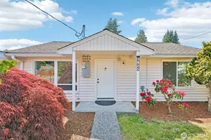 3425 NE 7th Pl, Renton, WA 98056 - Photo 1