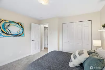 18930 Bothell Everett Hwy #E301, Bothell, WA 98012 - Photo 17